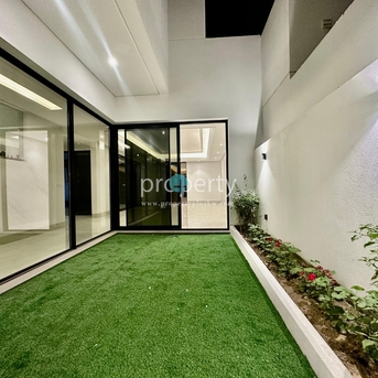Kuwait City, Apartments/Houses, KWD 2800/month,  4 BR,  4-Master Bedroom Villa With Private Pool For Rent In Abufathira
