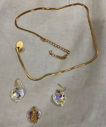 Juffair, Jewelry, BHD 5,  Valentine Sp Earings With Pendant, Hakeeq Pendant With SS Chain