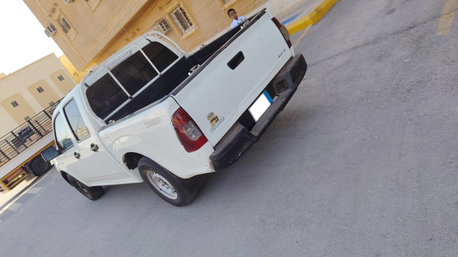 Riyadh, Vehicles, Cars & Trucks , SAR 30000,  Isuzu D-Max 2011,  2011,  Manual,  400000 KM,  For Sale