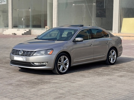 Manama, Vehicles, Cars & Trucks , BHD 2600,  Volkswagen Passat,  2014,  Automatic,  167300 KM,    (Silver)