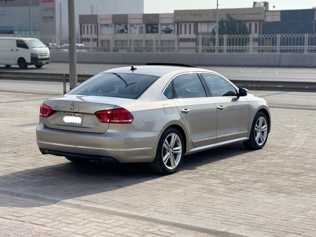 Manama, Vehicles, Cars & Trucks , BHD 2600,  Volkswagen Passat,  2014,  Automatic,  167300 KM,    (Silver)