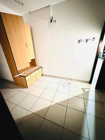 Gudaibiya, Apartments/Houses, BHD 170/month,  1 BR,  Flat For Rent In Gudaibiya With EWA Nearby LuLu