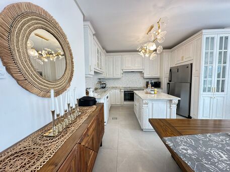 Abdoun, Apartments/Houses, JOD 20000/year,  Furnished,  2 BR,  170 Sq. Meter,  Elegant Apartment For Rent In Abdoun