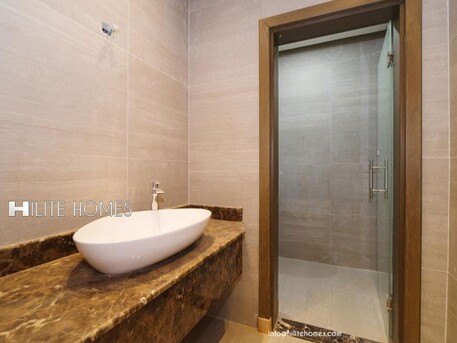 Kuwait City, Apartments/Houses, KWD 900/month,  3 BR,  Three Bedroom Full Floor For Rent In Salwa