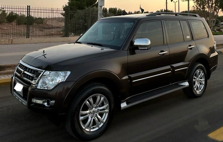 Riyadh, Vehicles, Cars & Trucks , SAR 92000,  Mitsubishi Pajero,  2022,  Automatic,  40091 KM,  Mitsubishi Pajaro   V6 Full Option 4 X 4 Without Accident 100 %