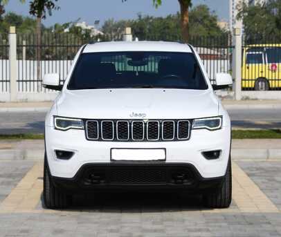 Tubli, Vehicles, Cars & Trucks , BHD 6000,  Jeep Grand Cherokee,  2018,  124000 KM,  GRAND CHEROCKEE LAREDO  Model Excellent Condition FOR SALE