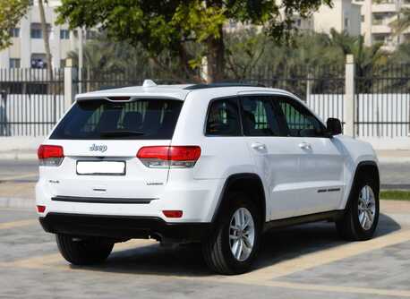 Tubli, Vehicles, Cars & Trucks , BHD 6000,  Jeep Grand Cherokee,  2018,  124000 KM,  GRAND CHEROCKEE LAREDO  Model Excellent Condition FOR SALE