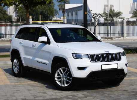 Tubli, Vehicles, Cars & Trucks , BHD 6000,  Jeep Grand Cherokee,  2018,  124000 KM,  GRAND CHEROCKEE LAREDO  Model Excellent Condition FOR SALE