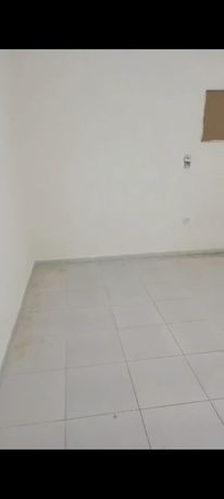 Jeddah, Rooms Available, SAR 1000/month,  1 Room Available For Rent