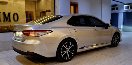 Jeddah, Vehicles, Cars & Trucks , SAR 62000,  TOYOTA CAMRY GLE HYBRID,  2019,  Automatic,  218000 KM,  TOYOTA CAMRY  GLE HYBRID WITH SUNROOF
