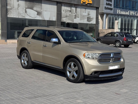 Manama, Vehicles, Cars & Trucks , BHD 2800,  Dodge Durango,  2011,  Automatic,  105250 KM,    (Gold)
