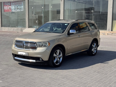Manama, Vehicles, Cars & Trucks , BHD 2800,  Dodge Durango,  2011,  Automatic,  105250 KM,    (Gold)