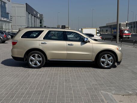 Manama, Vehicles, Cars & Trucks , BHD 2800,  Dodge Durango,  2011,  Automatic,  105250 KM,    (Gold)