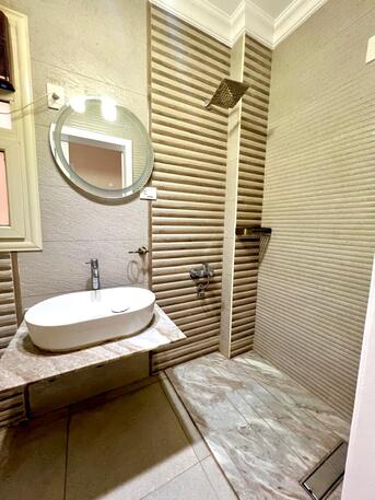 Cairo, Apartments/Houses, EGP 35000/month,  Furnished,  2 BR,  135 Sq. Meter,  At Stone Residence Compound Furnished With ACs