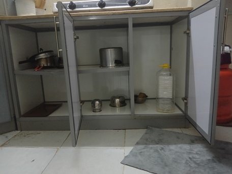 Al Ameer Fawwaz Junobi, Household Items, SAR 270,  Kitchen Cabinet Full Set With Multiple Shelf For Sale.