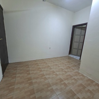 Gudaibiya, Apartments/Houses, BHD 150/month,  1 BR,  Semi Furnished Bright 1 BHK With Ewa In Gudaibiya,Neat & Clean Flat @ 35547951
