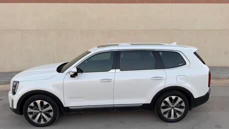 Riyadh, Vehicles, Cars & Trucks , SAR 77500,  KIA TELLURIDE GT LINE 4X4 WHEEL DRIVE,  2021,  Automatic,  295000 KM,  FULL OPTIONS 7 Seats Dual Sunroof 100 % Original