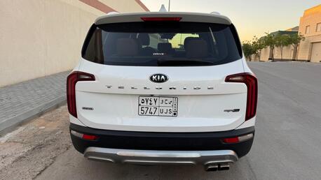 Riyadh, Vehicles, Cars & Trucks , SAR 77500,  KIA TELLURIDE GT LINE 4X4 WHEEL DRIVE,  2021,  Automatic,  295000 KM,  FULL OPTIONS 7 Seats Dual Sunroof 100 % Original