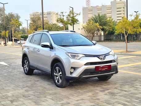 Manama, Vehicles, Cars & Trucks , BHD 1,  Toyota RAV4,  2018,  Automatic,  87000 KM,  FULL OPTION