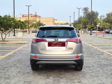 Manama, Vehicles, Cars & Trucks , BHD 1,  Toyota RAV4,  2018,  Automatic,  87000 KM,  FULL OPTION
