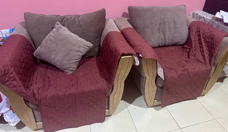 Al Olaya, Furniture, SAR 500,  7 Seater Sofa With Table