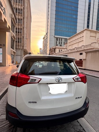 Manama, Vehicles, Cars & Trucks , BHD 4300,  Toyota,  2014,  Automatic,  290000 KM,  * Rav4 For Sale 2nd Owner Model  Neat And Clean Vehicle Passing Till April 2026