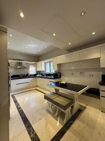 Cairo, Apartments/Houses, EGP 120000/month,  5 BR,  290 Sq. Meter,  Twin House Semi Furnished