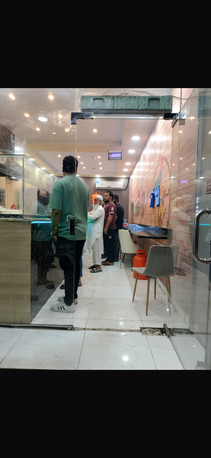 Jeddah, Food, SAR 60000,  Running Resturant For Sale (Shawarma, Burger, Paratha)