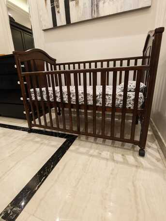 Jeddah, Baby & Kid Stuff, SAR 450,  JUNIORS Baby Crib With Mattress & Pillow
