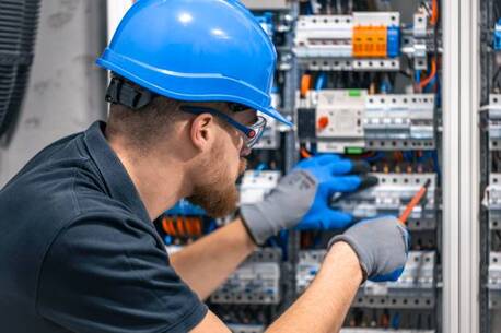 London, Business, Reliable Industrial Electrical Construction Services For Complex Projects