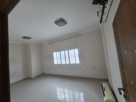 Hidd, Apartments/Houses, BHD 260/month,  Furnished,  2 BR,  BHD:-260/month SEMI FURNISHED 2BHK APARTMENT FOR RENT IN HIDD -:MUNEEB" *35041493