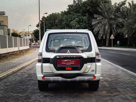 Manama, Vehicles, Cars & Trucks , BHD 5400,  MITSUBISHI PAJERO 4x4,  2018,  Automatic,  200000 KM,  1