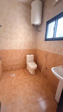 Hoora, Apartments/Houses, BHD 180,  1 BR,  1 Bath,Ewa,spacious Semi Furnished Flat 4 Rent In Hoora Inclusive@33112437