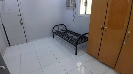 Manama, Apartments/Houses, BHD 130/month,  Studio,  Ras Ruman Near Shifa Hospital Studio Flat On Rent With A/C.Bd 130/- With Unlimited Ewa.