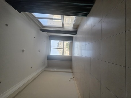 Umm Al Hassam, Apartments/Houses, BHD 200/month,  2 BR,  -Bright And Neet UN Furnished 2 BHK Flat Without Ewa @200/BD In Ummal Hasam