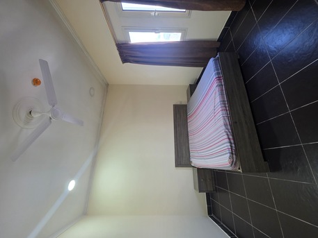 Mahooz, Apartments/Houses, BHD 185/month,  Furnished,  Studio,  -Very Bright And Neet Furnished Studio Flat With Ewa @185/BD Mahooz