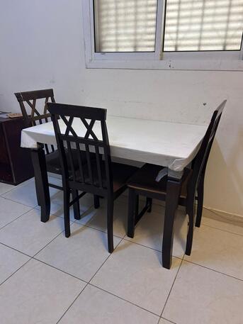 Riyadh, Household Items, SAR 1100,  House Hold Item. Bed With Mattres Dressing Table Wardrobe Sofa Coffee Table Dining Table