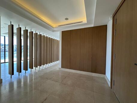 Amman, Apartments/Houses, JOD 35000/year,  Furnished,  3 BR,  380 Sq. Meter,  Full Floor Apartment For Rent In Jabal Amman