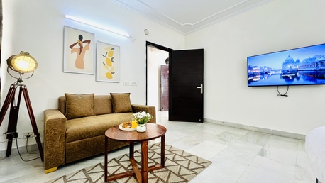 Mumbai, Apts/Flats Wanted, INR 5305/day,  Furnished,  Studio,  450 Sq. Feet,  Studio - Defence Colony - BathTub, Balcony