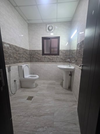 Adliya, Apartments/Houses, BHD 350/month,  2 BR,  ;ATHROOM Hall Kitchen With Electricity Car Parking Fully Furnished