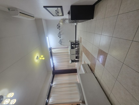 Adliya, Apartments/Houses, BHD 450/month,  3 BR,  &3BATHROOM Hall Kitchen With Electricity Car Parking Fully Furnished