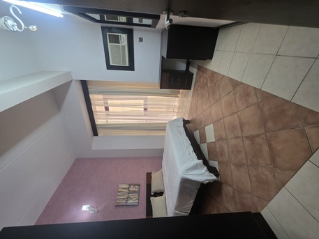 Adliya, Apartments/Houses, BHD 450/month,  3 BR,  &3BATHROOM Hall Kitchen With Electricity Car Parking Fully Furnished