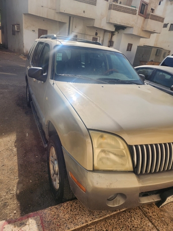Yanbu, Vehicles, Cars & Trucks , SAR 18000,  Mercury Mountaineer,  2005,  Automatic,  355000 KM,