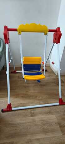 Al Malaz, Household Items, SAR 839,  Dell Flat Monitor 25", Kids Swing,3-Door Shoe Rack, Kitchen Table, Couch(Homebox)