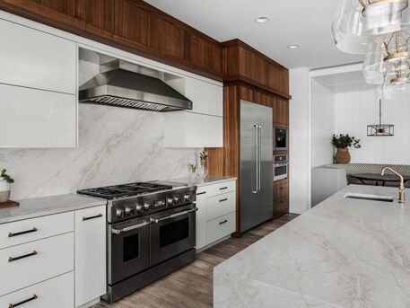 New York, Materials, Premium Quartzite Slabs In Shakopee For Timeless Interiors