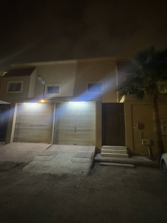 Al Malaz, Villas, SAR 55000,  Complete Family Villa Available In Badeeyah Behind Badeeyah Mall.