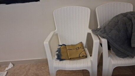 Makkah, Furniture, SAR 150,  Urgent Sale 4 Chairs And One Table