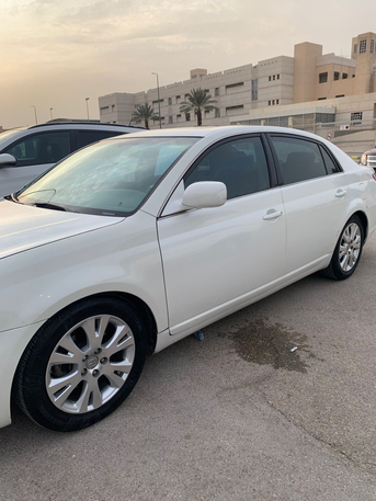 Al Malaz, Vehicles, Cars & Trucks , SAR 20000,  Toyota Avalon,  2008,  Automatic,  250000 KM,  Avalon  Toyta