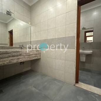 Kuwait City, Apartments/Houses, KWD 1200/month,  6 BR,  Elegant Duplex With Private Entrance In Messila,Kuwait