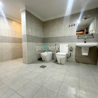 Kuwait City, Apartments/Houses, KWD 1200/month,  6 BR,  Elegant Duplex With Private Entrance In Messila,Kuwait